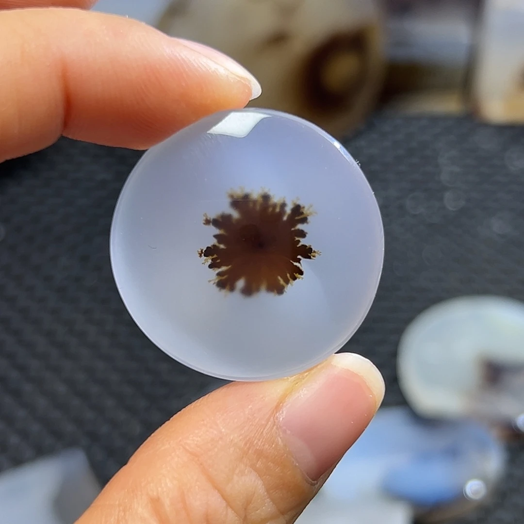 玛瑙/玉髓未镶嵌珠宝半成品