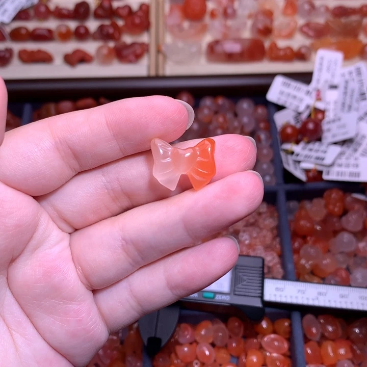 南红玛瑙未镶嵌珠宝半成品蝴蝶结