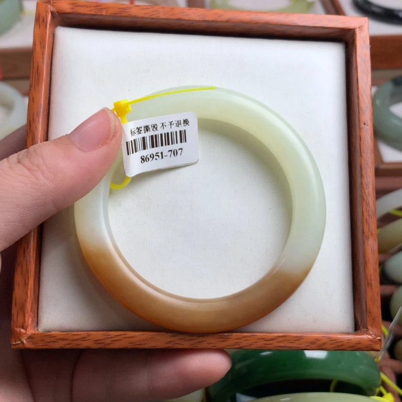 【闪购商品】和田玉手镯未镶嵌