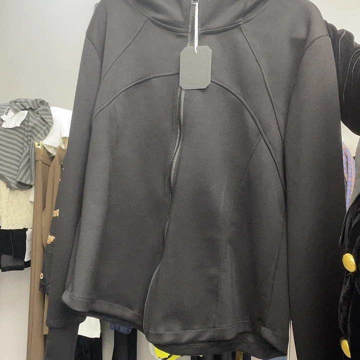 瑜伽服衣4码，不退换