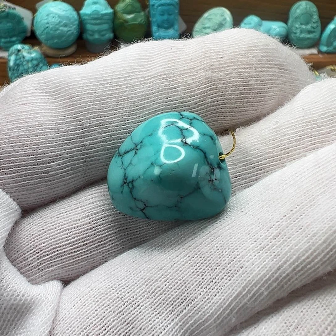 绿松石配饰未镶嵌