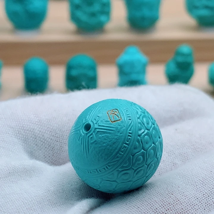 绿松石未镶嵌云纹珠