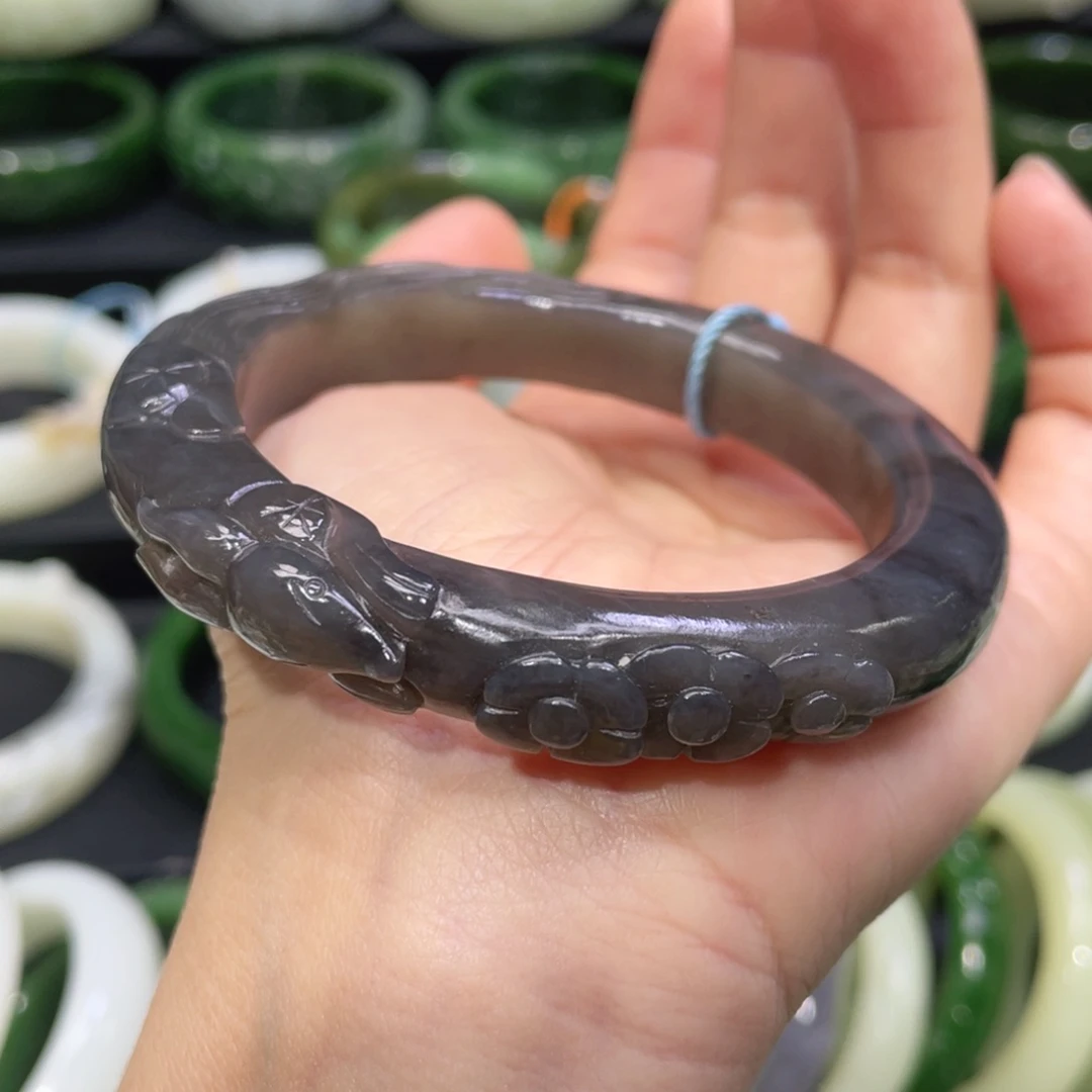 未镶嵌手镯和田玉53