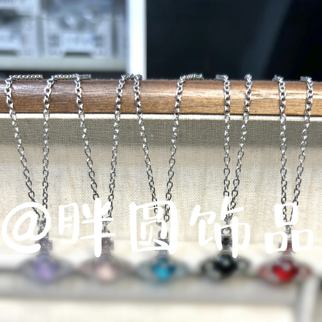 钛钢锆石项链 土星新款转运珠项链高级感时尚百搭水晶星球吊坠