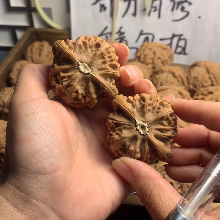 吊坠文玩核桃妒**月宫灯