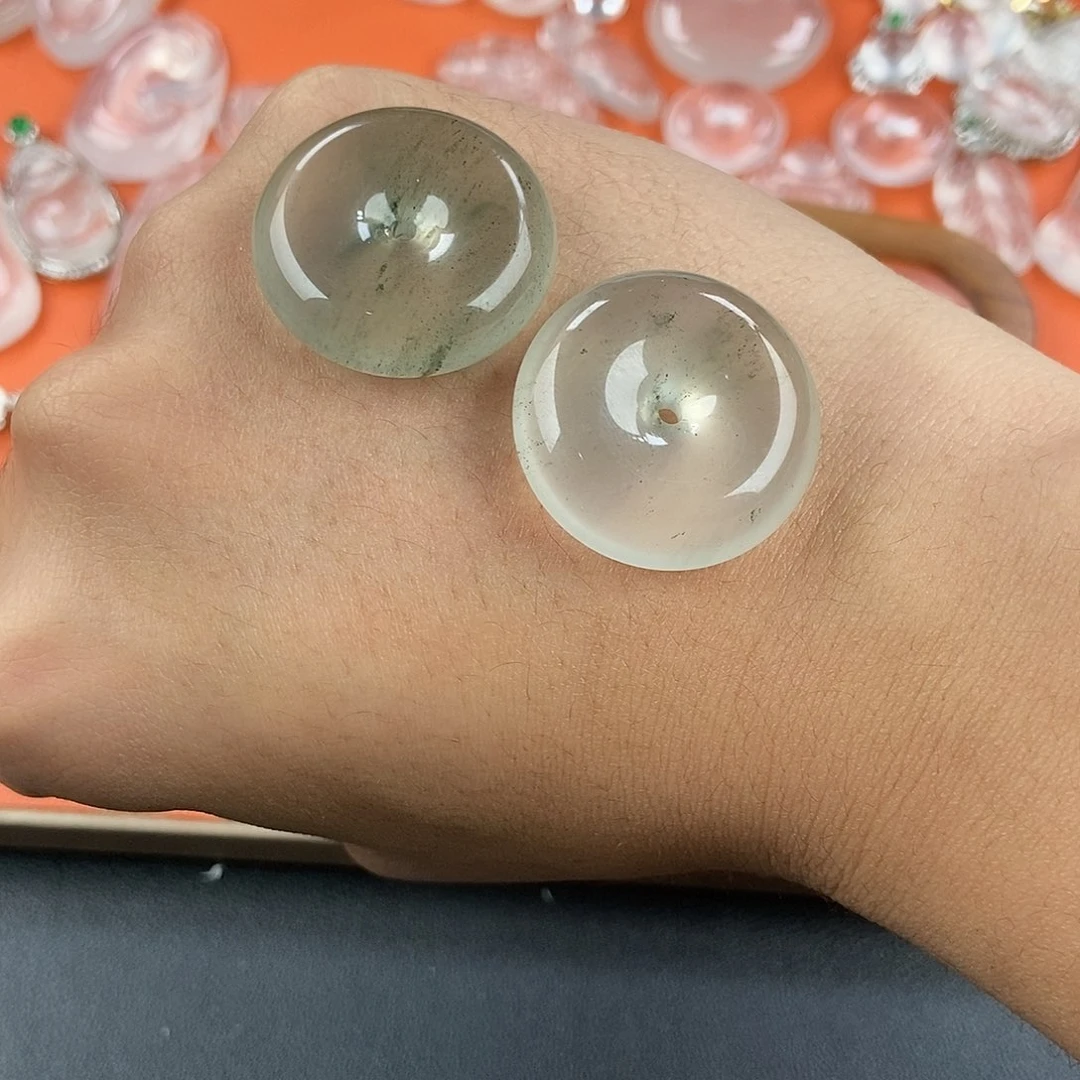 石英质玉颈饰未镶嵌G***花