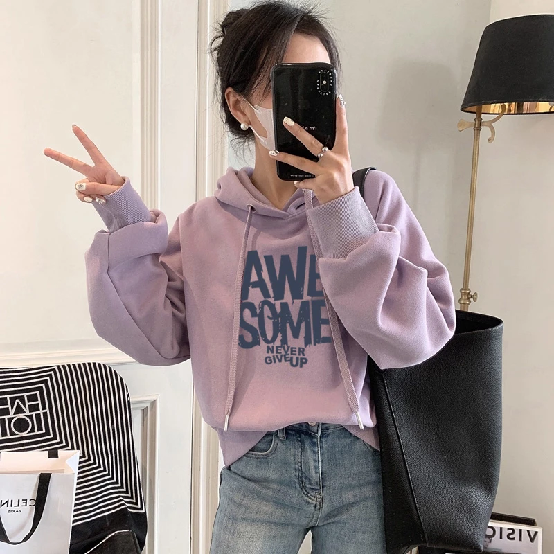 设计感小众秋冬新款2025小个子套头连帽卫衣女短款休闲韩版外套潮