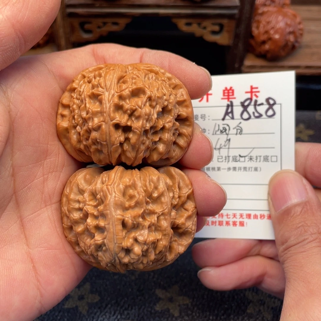 吊坠桃核文玩核桃