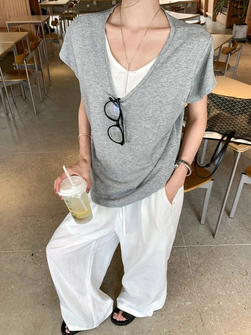 韩版小众设计感夏季撞色假两件V领宽松显瘦洋气百搭正肩短袖t恤女