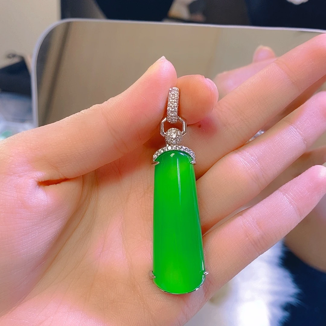 锆石铜合金白富美