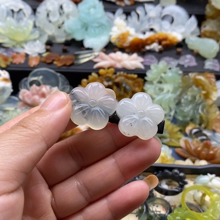 蛇纹石玉合金颈饰