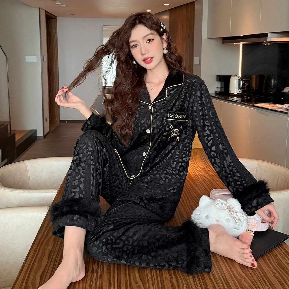 冬季海岛绒睡衣女保暖加厚小香风长袖套装大码宽松秋冬天家居服