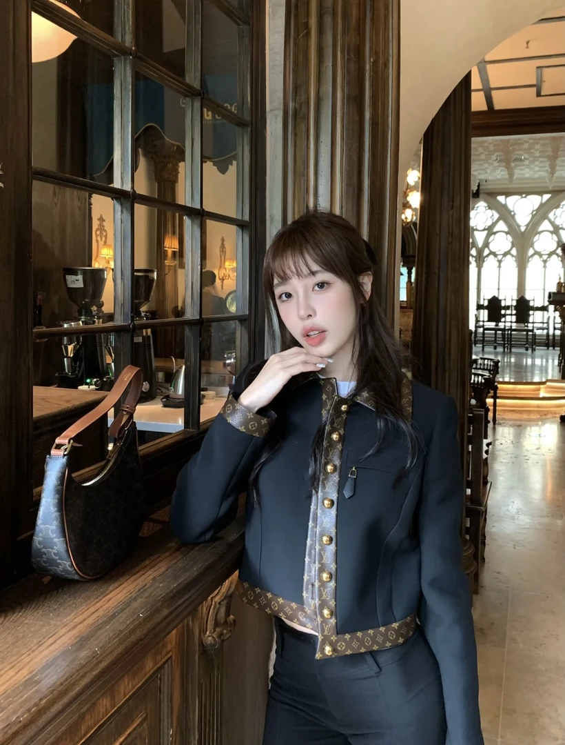 99新 LouisVuitton/路易威登 bb1342 绵羊毛/桑蚕丝 老花外套34码