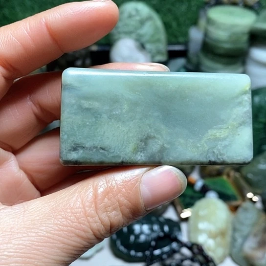 未镶嵌和田玉（糖玉）珠宝半成品