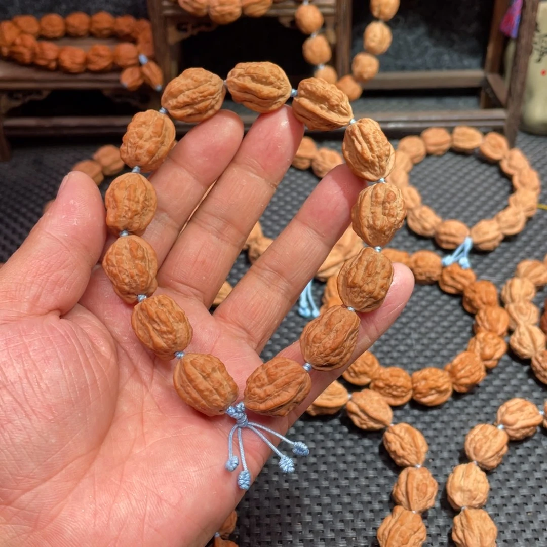 文玩核桃手串R**f 原生态 嵩山老树异型蛤蟆头