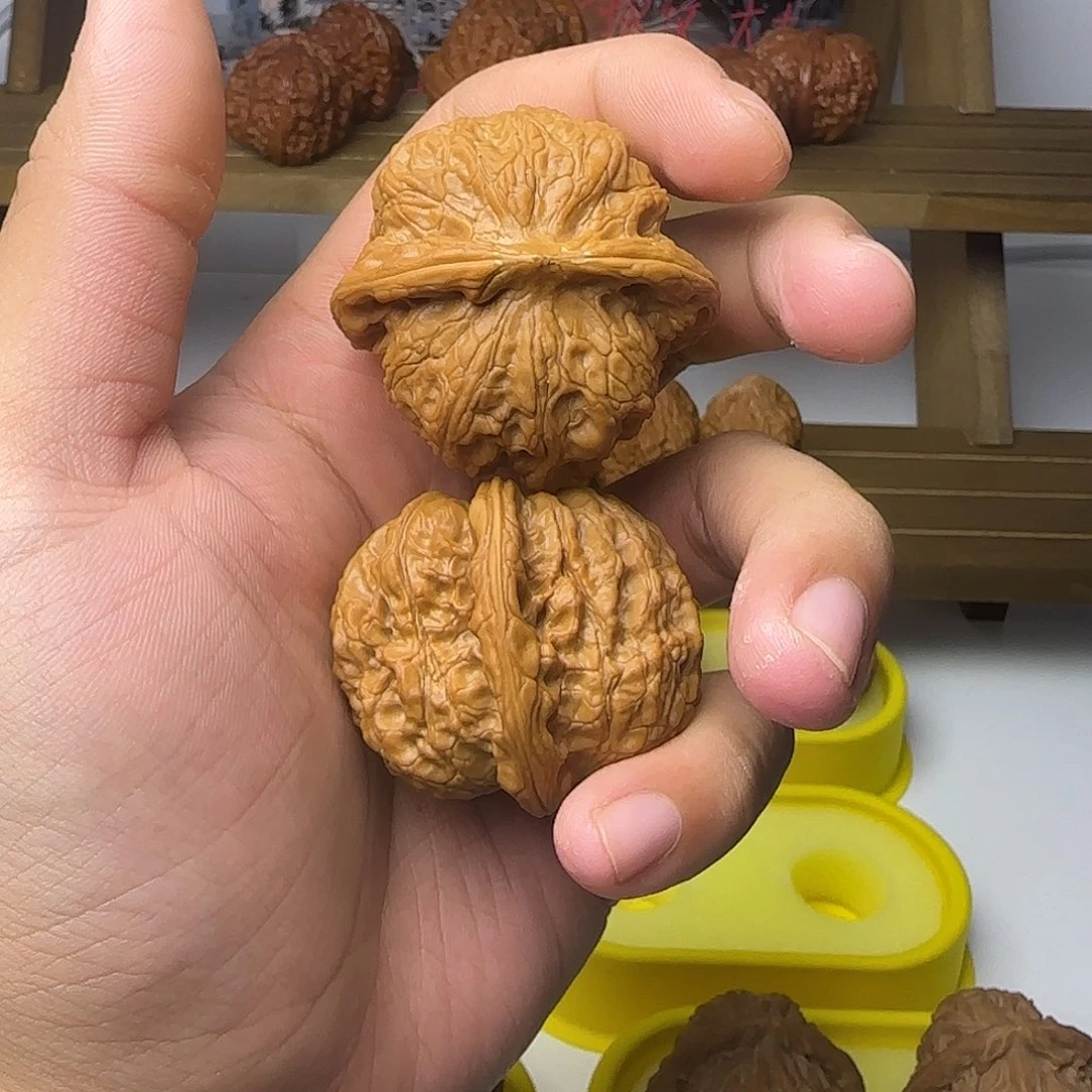 衍***林文玩核桃把件全品血麒麟尺寸47