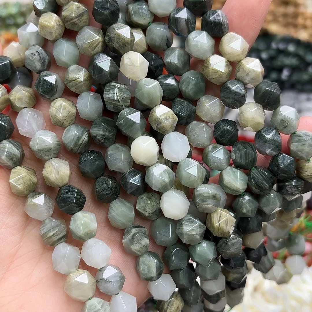 未镶嵌玛瑙/玉髓珠宝半成品卡十青草石切角一条