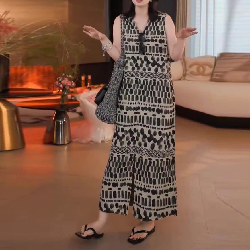 2025年新款气质设计感前纯欲慵懒风法式高级感无袖洋气高贵上衣