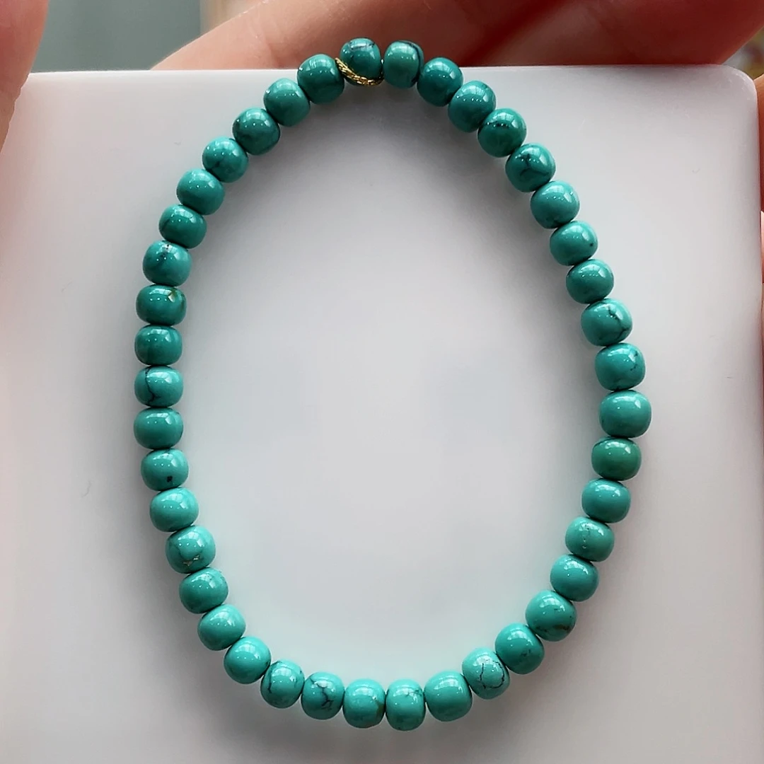 绿松石颈饰未镶嵌