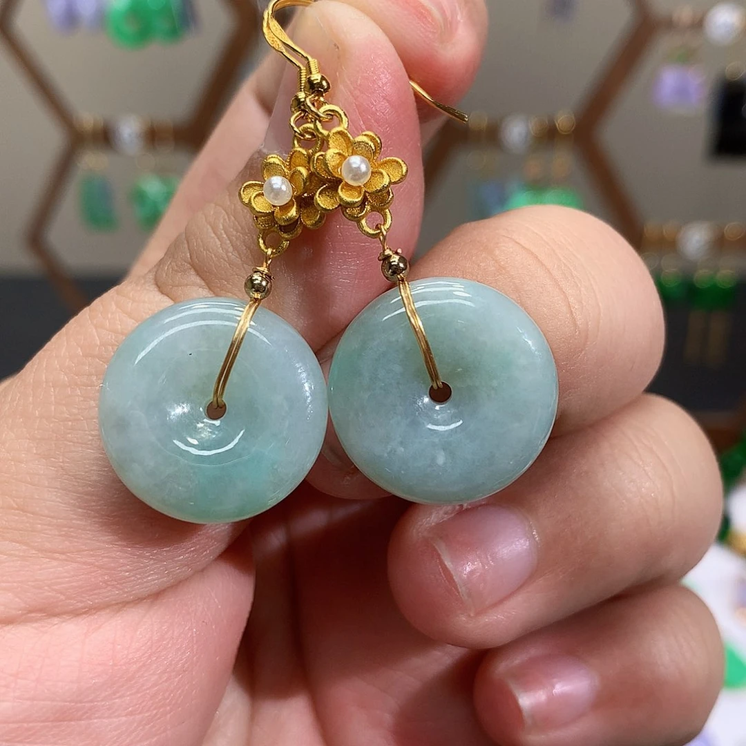 未镶嵌翡翠耳饰天然翡翠耳饰