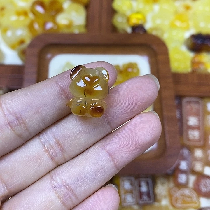 小***鱼吊坠橄榄核福利小熊