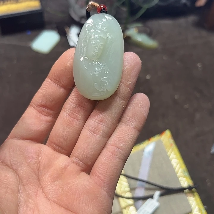 未镶嵌和田玉车挂