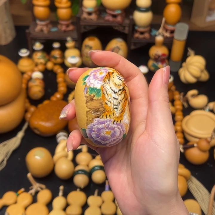 一***起大叶紫檀（黑酸枝木类）