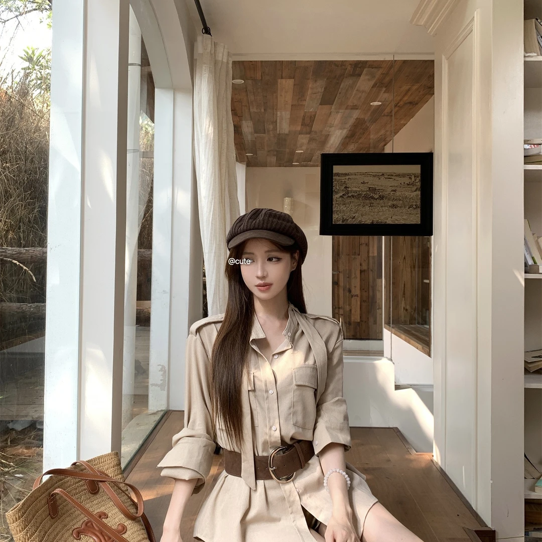 老钱风休闲慵懒中长款衬衫配皮带秋装设计感浅卡色包臀短裤套装女