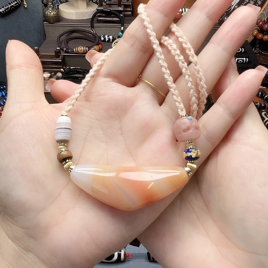 玛瑙/玉髓合金颈饰
