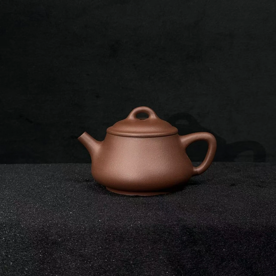 100/H111102/席志/紫砂壶/