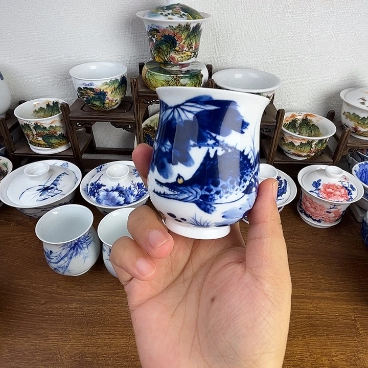 忠意堂釉下彩荷花鳜鱼