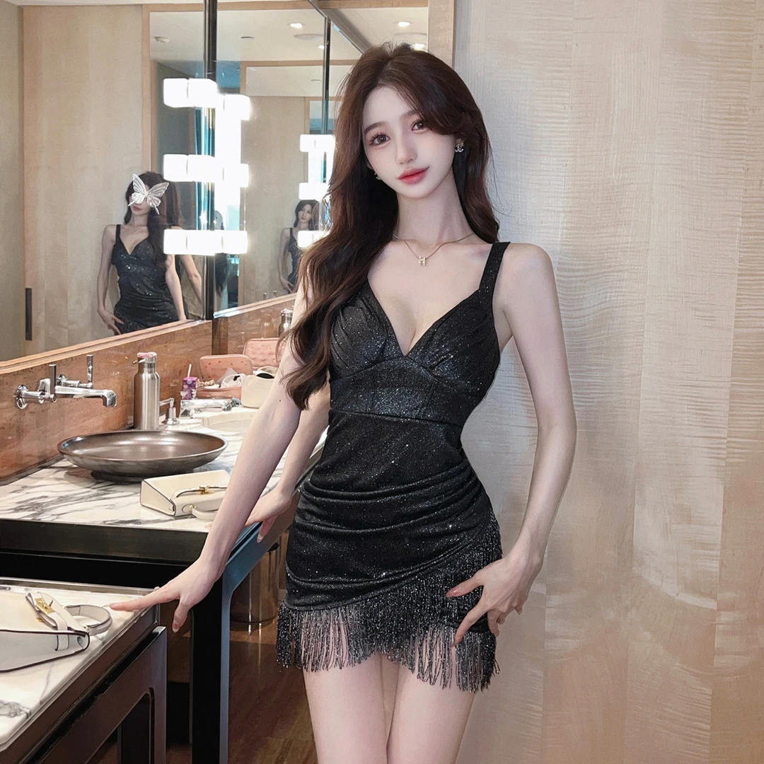 短裙性感拼接流苏吊带包臀裙女春秋修身显瘦独特连衣裙辣妹风聚酯