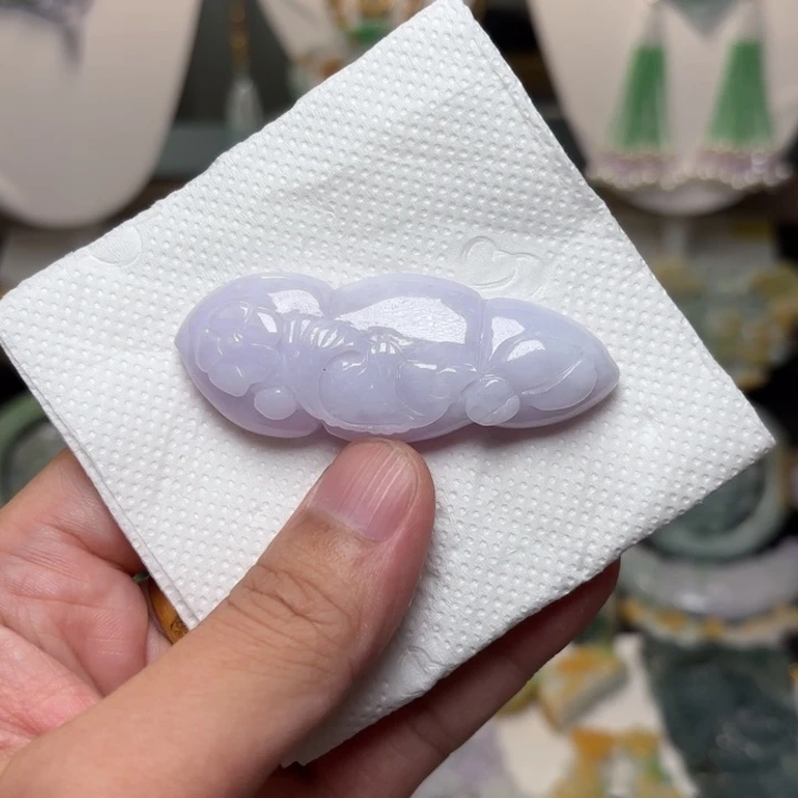 翡翠未镶嵌颈饰吊坠
