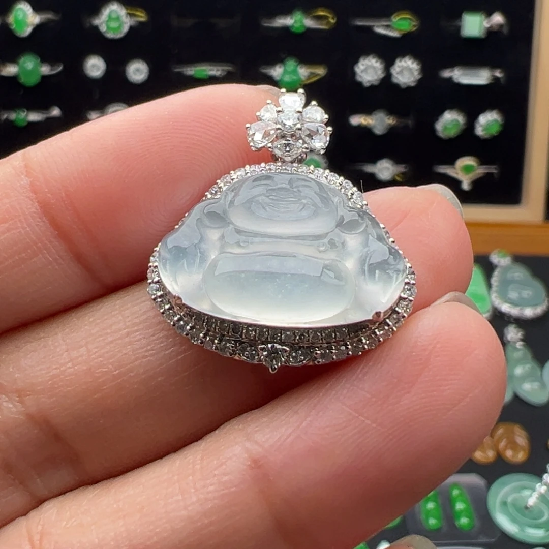 翡翠18K金镶嵌颈饰佛