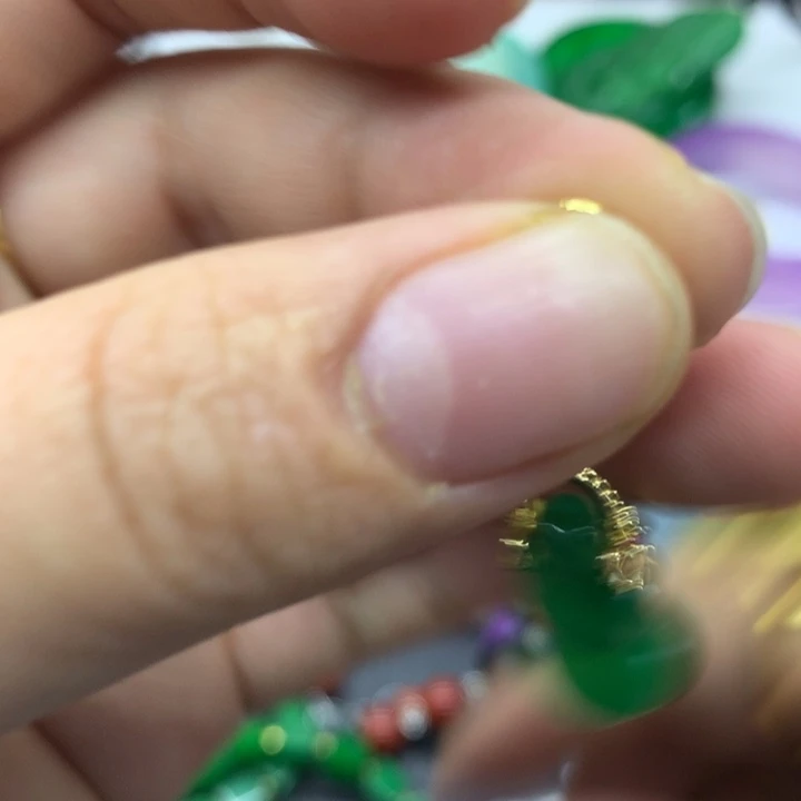颈饰未镶嵌翡翠吊坠