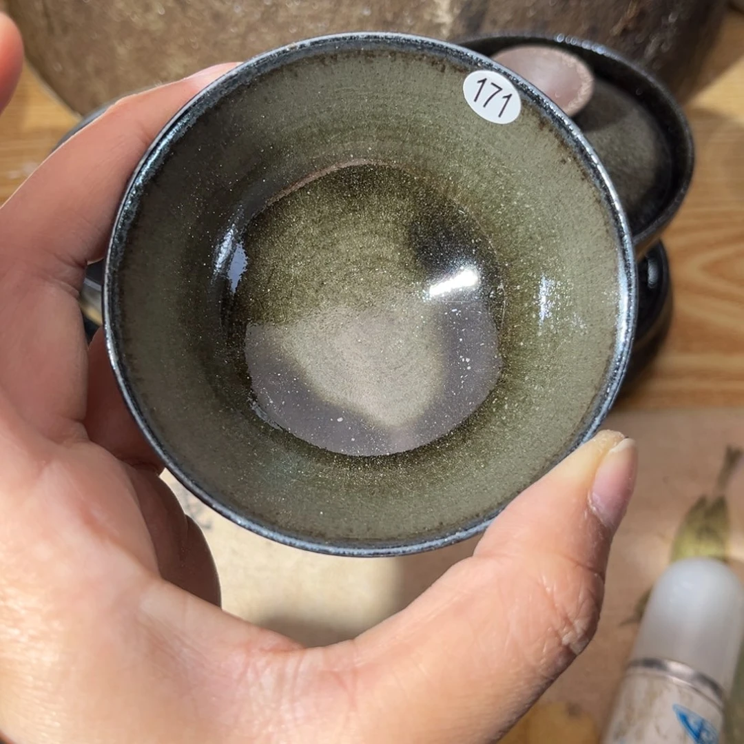 茶盏义兴龙窑坚持真柴烧