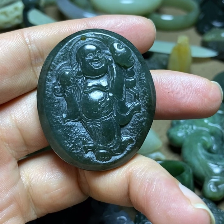 和田玉未镶嵌颈饰