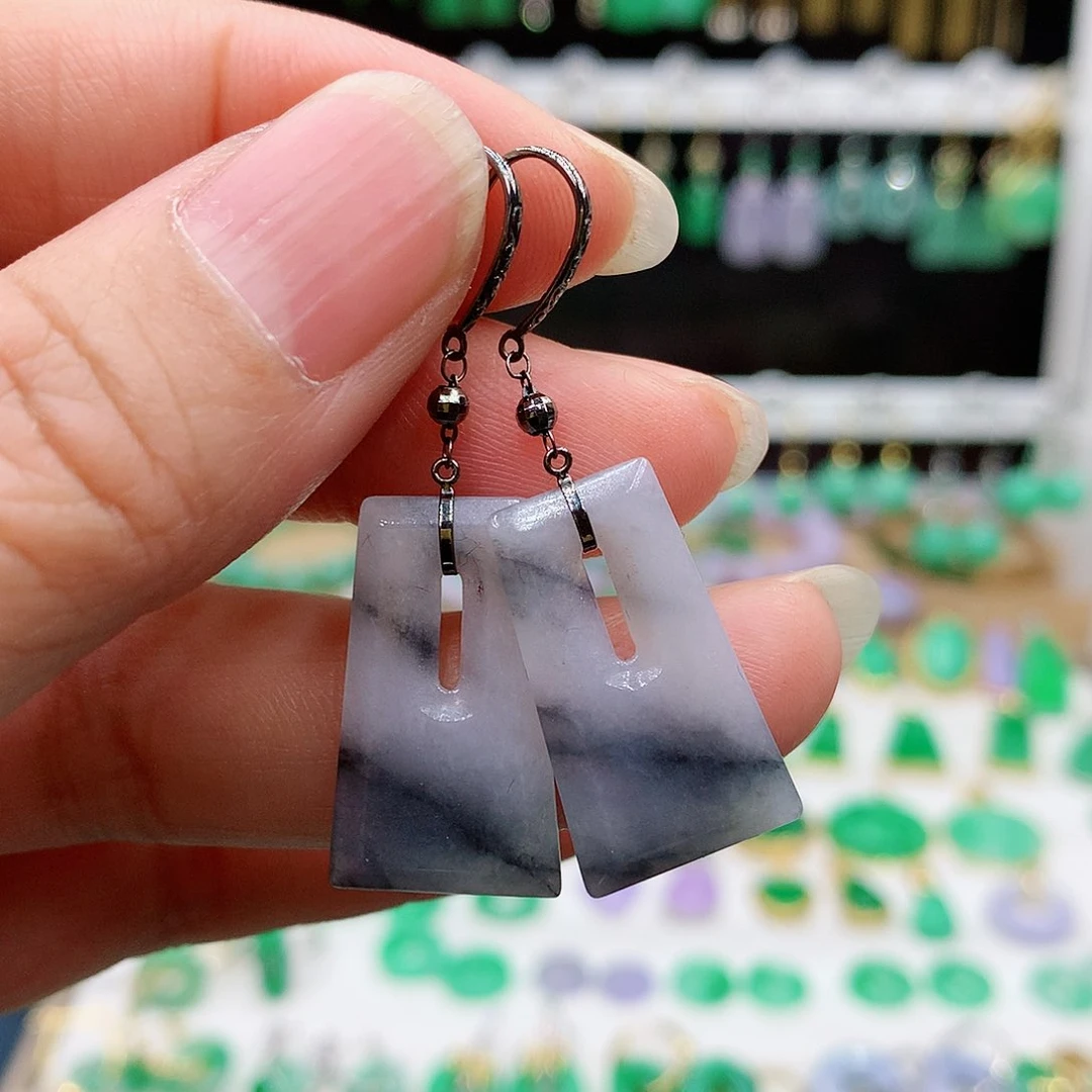 翡翠耳饰18K金镶嵌的