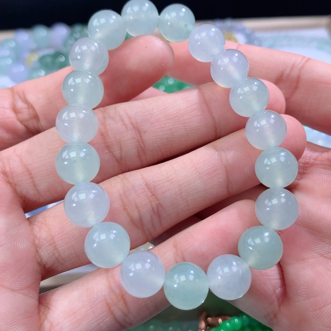 翡翠手链未镶嵌翡翠