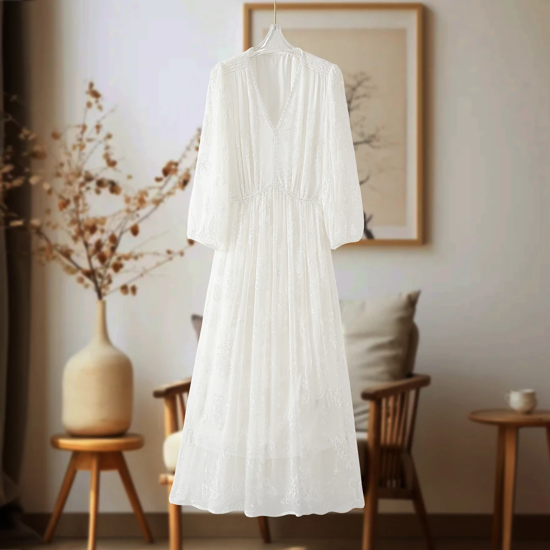 “蝴蝶刺绣”100%桑蚕丝重工刺绣V领气质减龄显瘦真丝女连衣裙5632