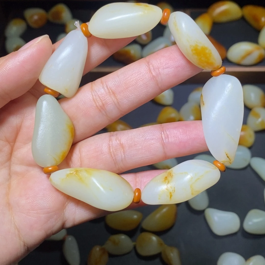 和田玉未镶嵌手链