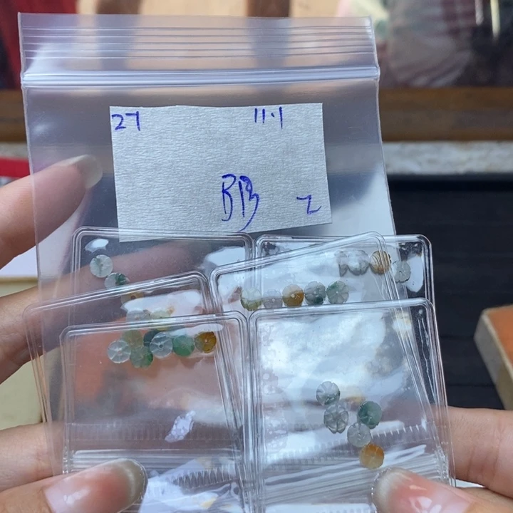 定制翡翠未镶嵌不退