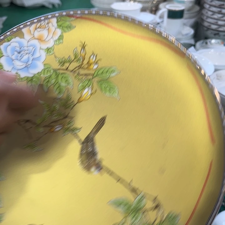 瓷片琴瑟十寸大盘二个段金瑕疵