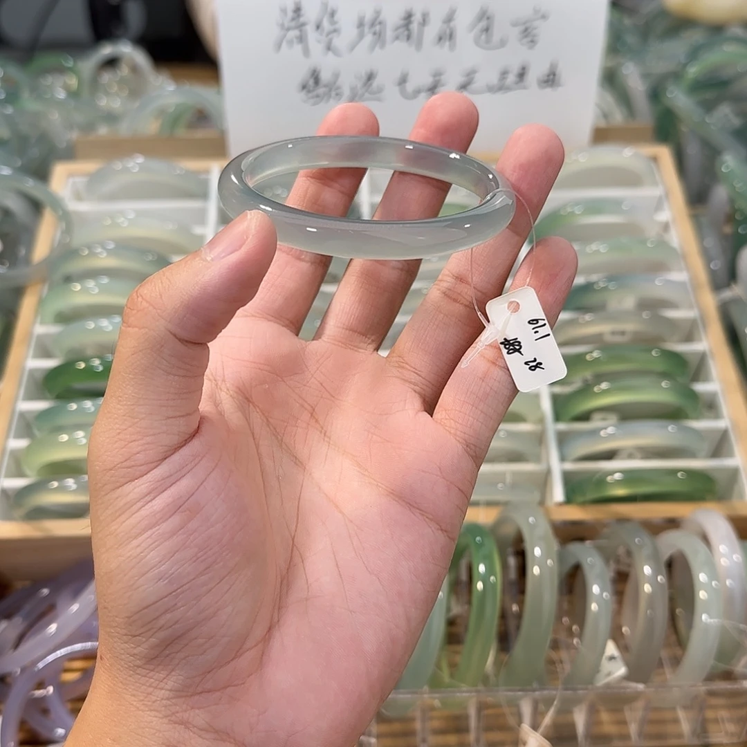 玛瑙/玉髓未镶嵌手镯圈口61.1