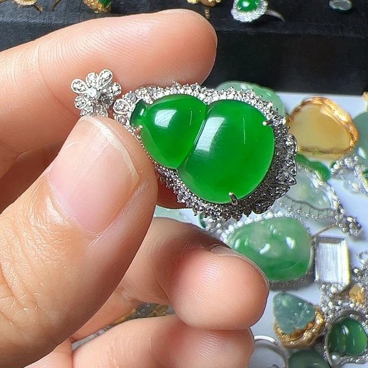 翡翠18K金镶嵌吊坠(不含链)
