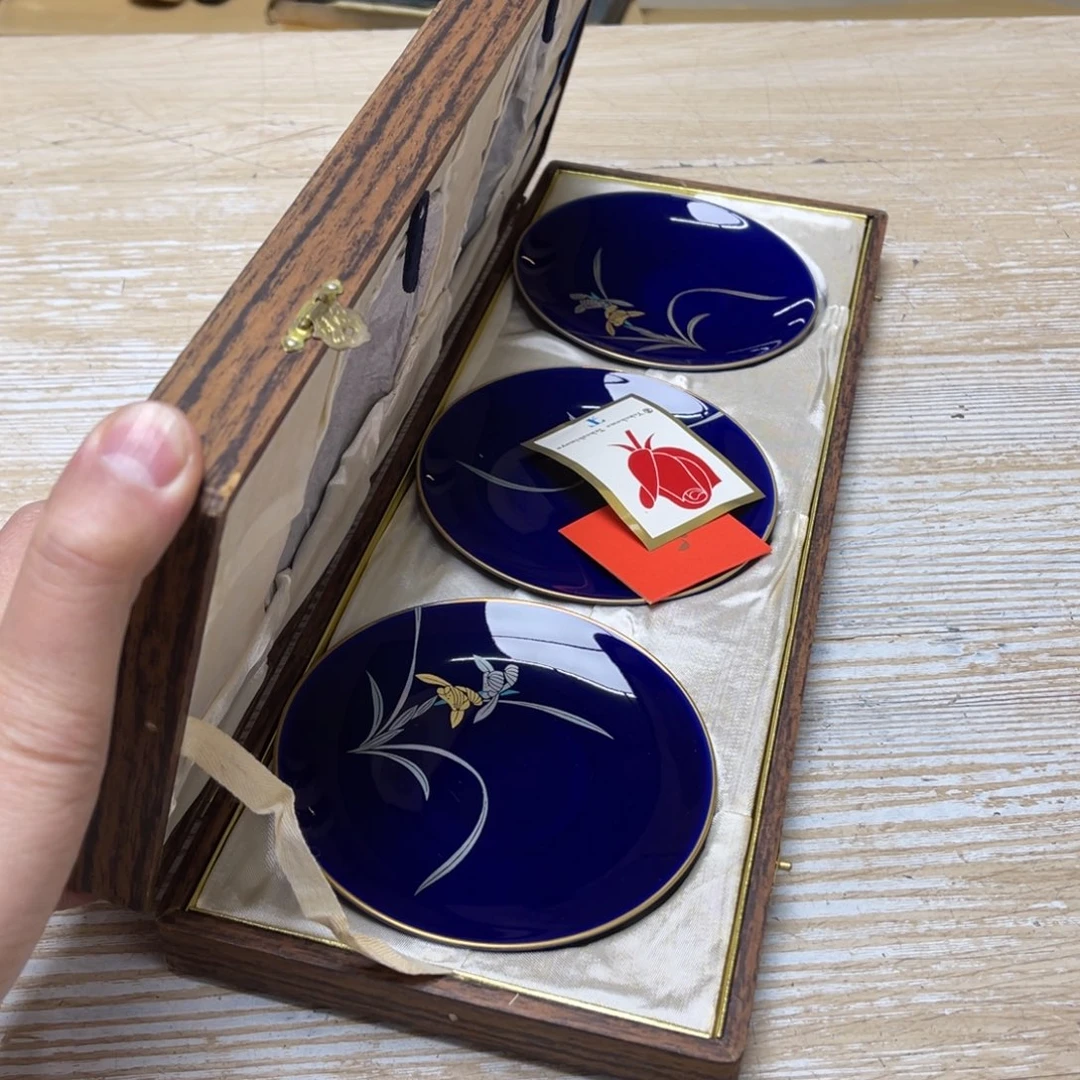 瓷片六****己密密麻麻的小故事和