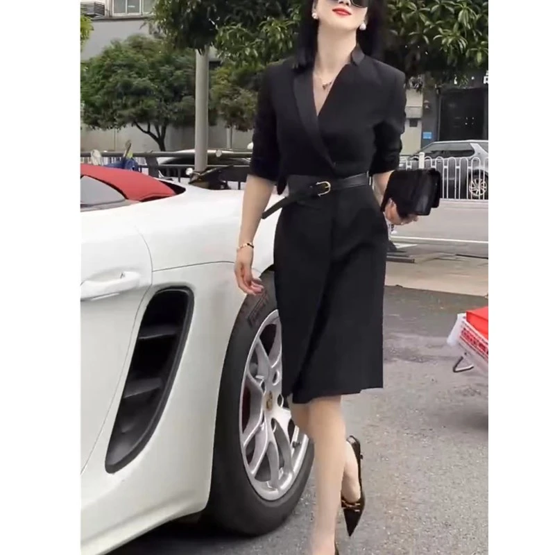 23181大爱美依缘2025新款黑色西装连衣裙女韩版翻领修身显瘦女裙