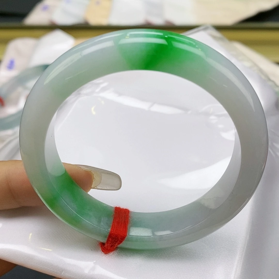 【闪购商品】未镶嵌手镯翡翠