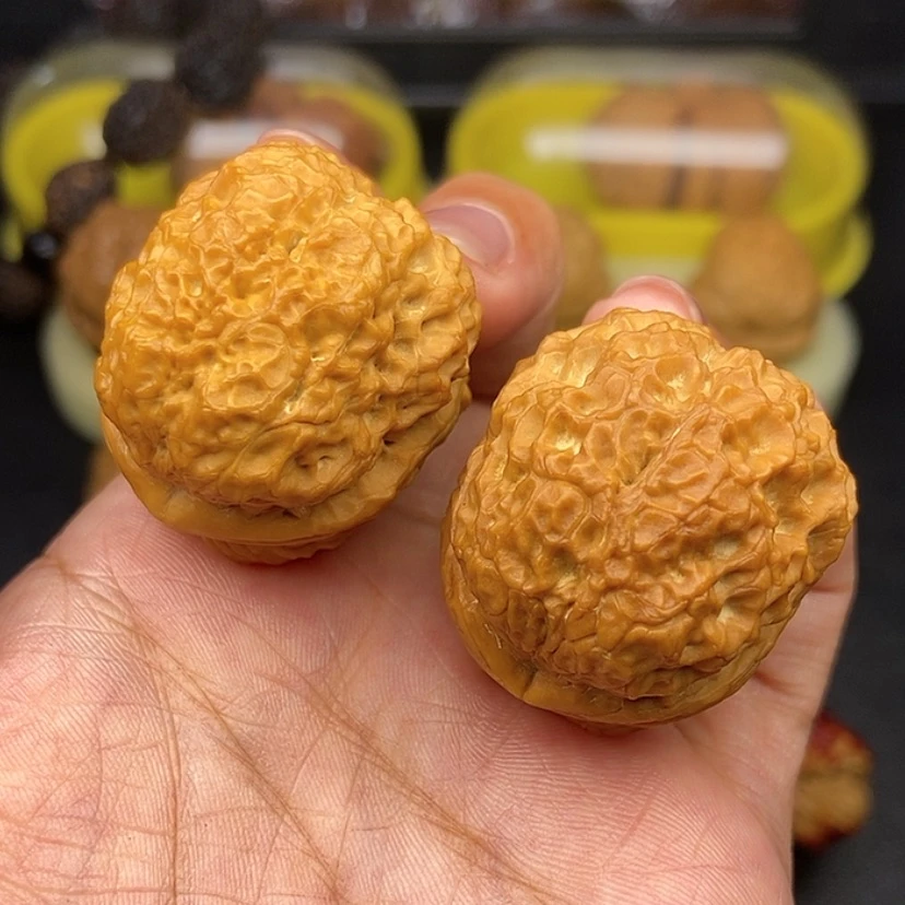 【闪购商品】文玩核桃把件37尺麒麟墩