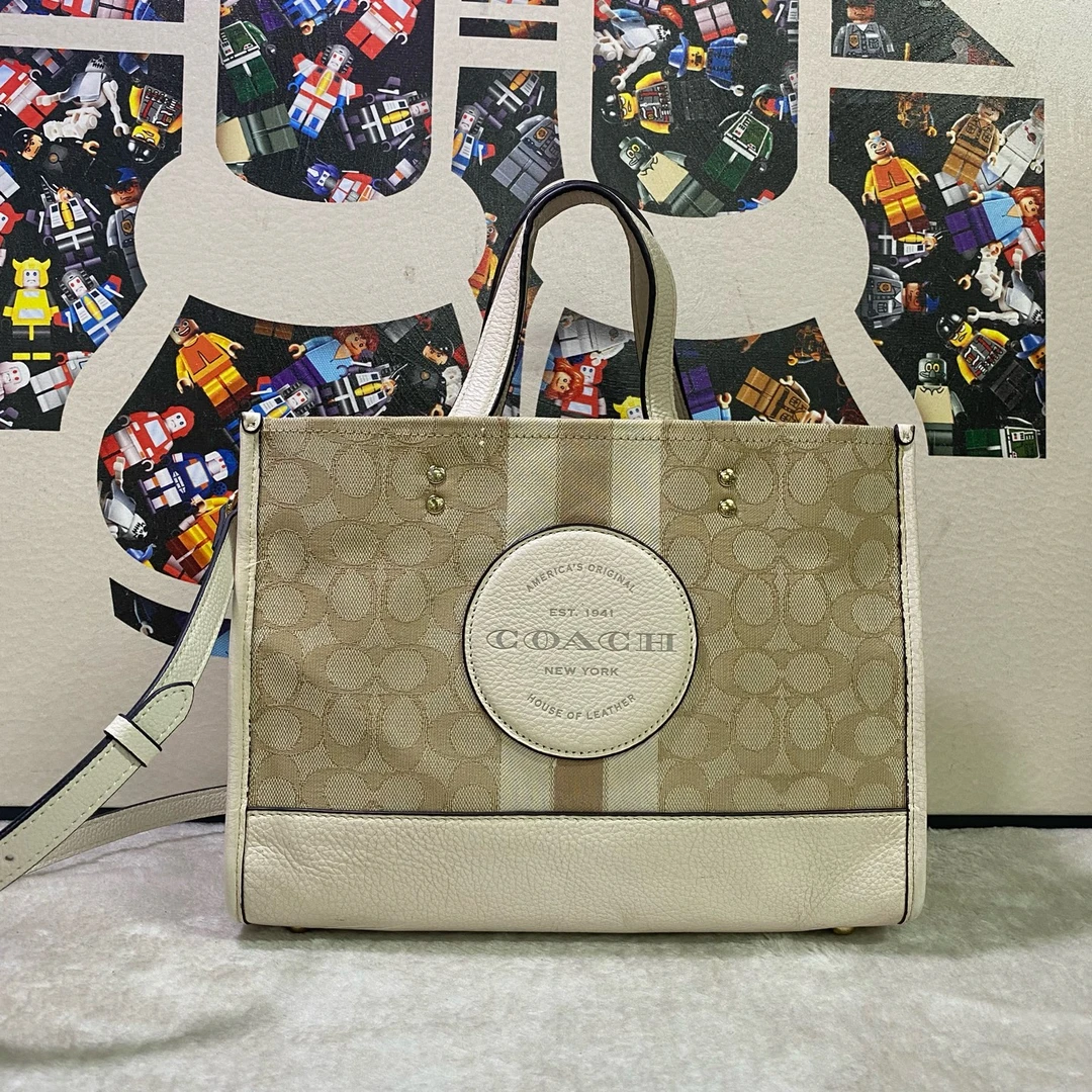 95新 COACH/蔻驰 21358斜挎包29×22